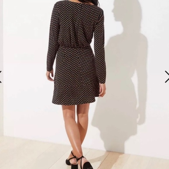 LOFT Bloom Keyhole Flounce Dress 4 - Picture 2 of 11